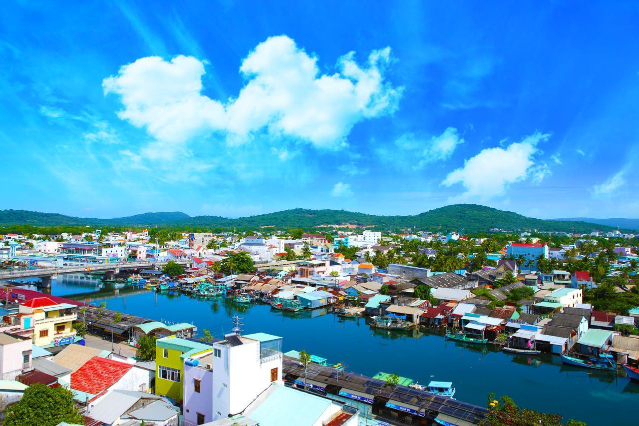 Quang Trung Phu Quoc Hotel Buitenkant foto
